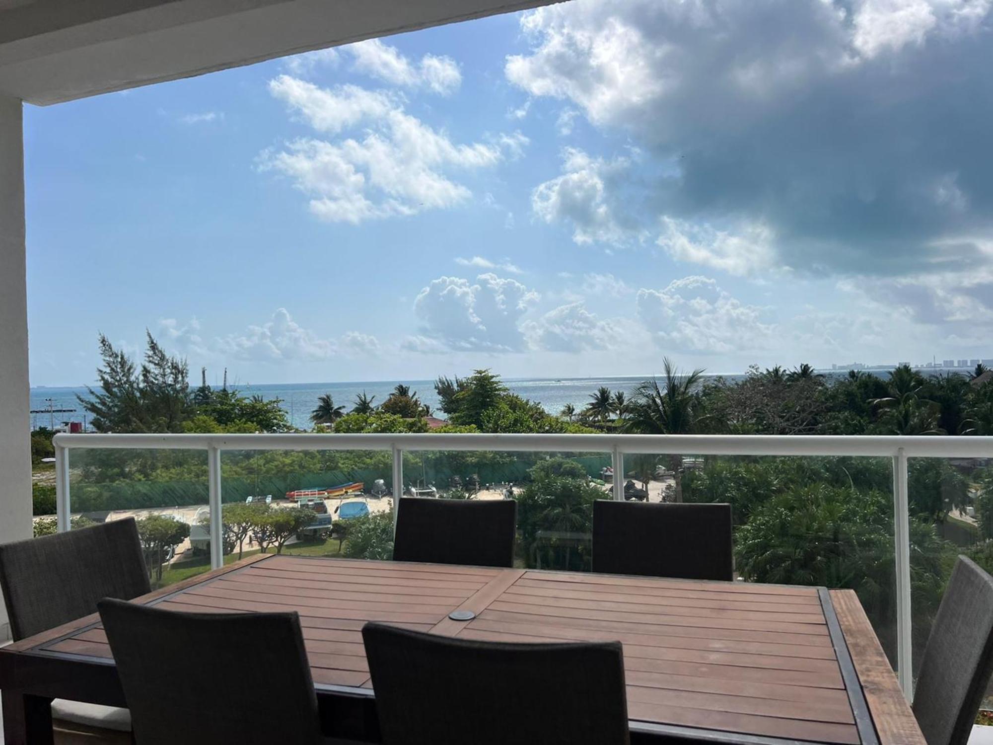 New Beachfront Luxury Apartments แคนคูน ภายนอก รูปภาพ