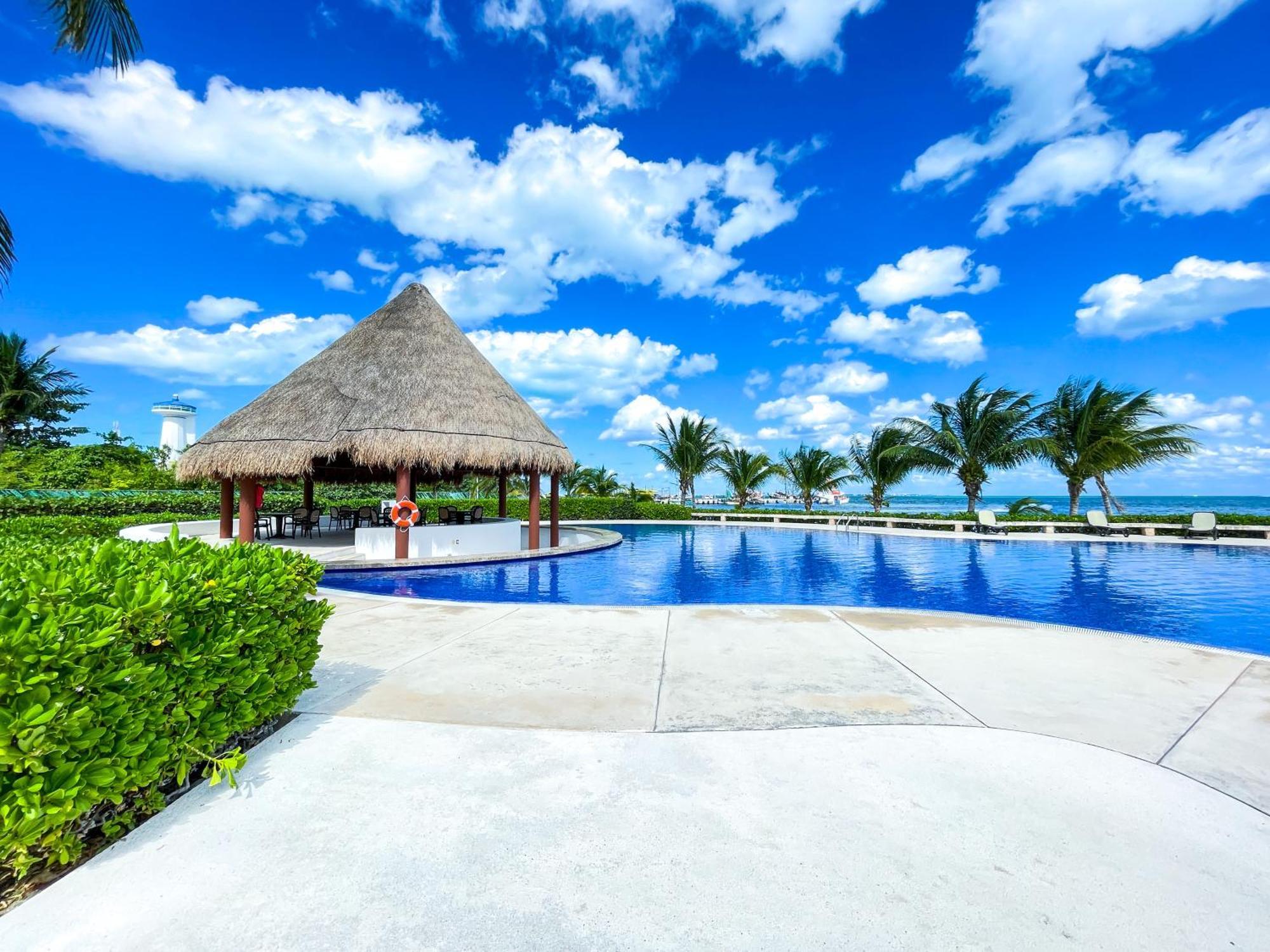 New Beachfront Luxury Apartments แคนคูน ภายนอก รูปภาพ