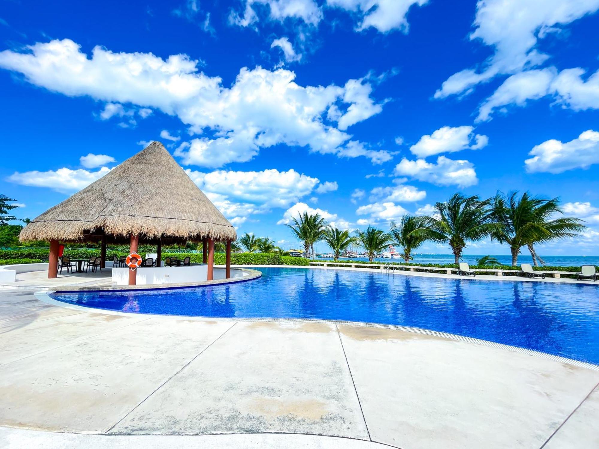 New Beachfront Luxury Apartments แคนคูน ภายนอก รูปภาพ