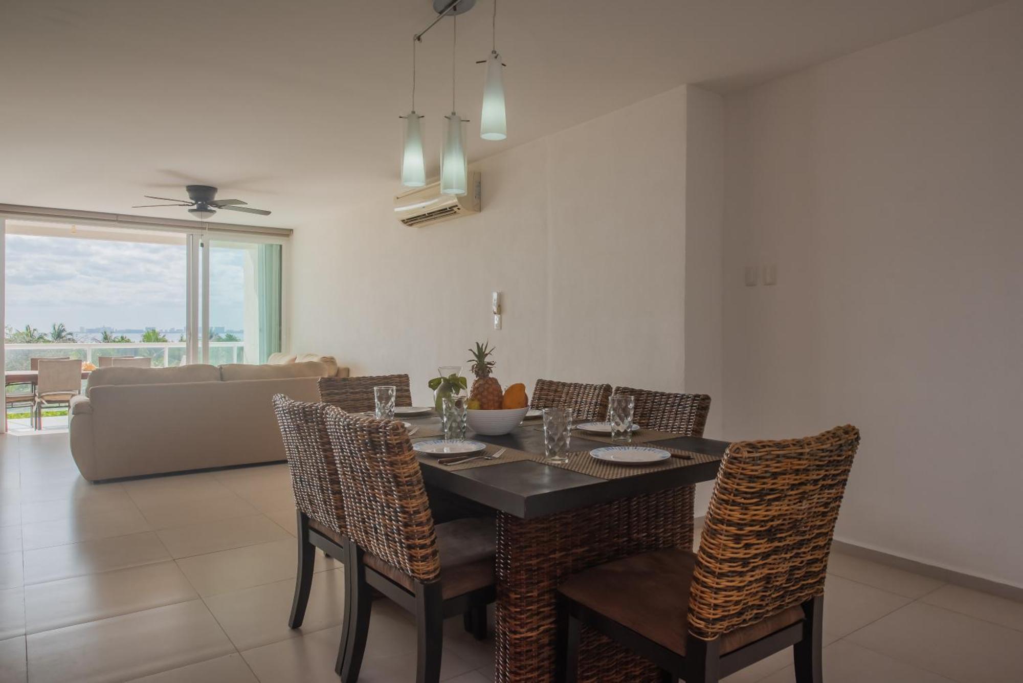 New Beachfront Luxury Apartments แคนคูน ภายนอก รูปภาพ