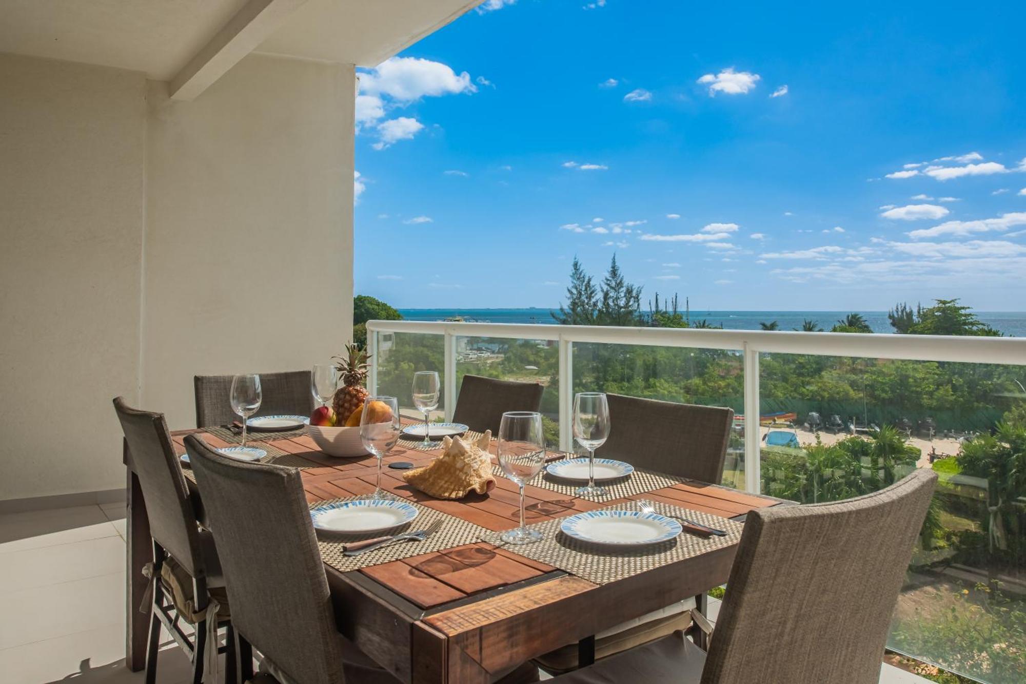 New Beachfront Luxury Apartments แคนคูน ภายนอก รูปภาพ